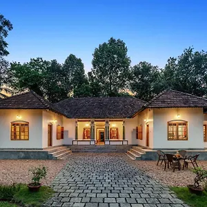 Cvm House With Lawn At Thiruvalla By Stayvista Alappuzha